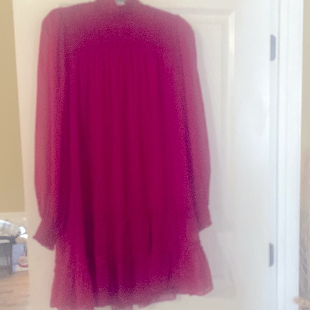 Perfect hot pink above knee dress. Still in Dillards on the rack.